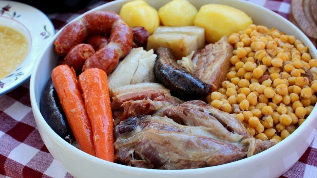 Cocido madrileño carne y garbanzos
