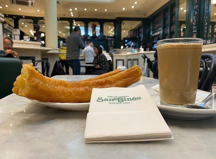 Churros cafe San Gines Madrid